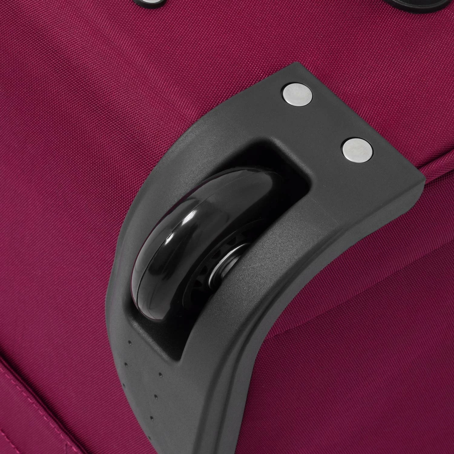 London Fog Cranford 15" Under The Seat Bag, Cranberry 4 London Fog Cranford 15" Under The Seat Bag, Cranberry - Image 2